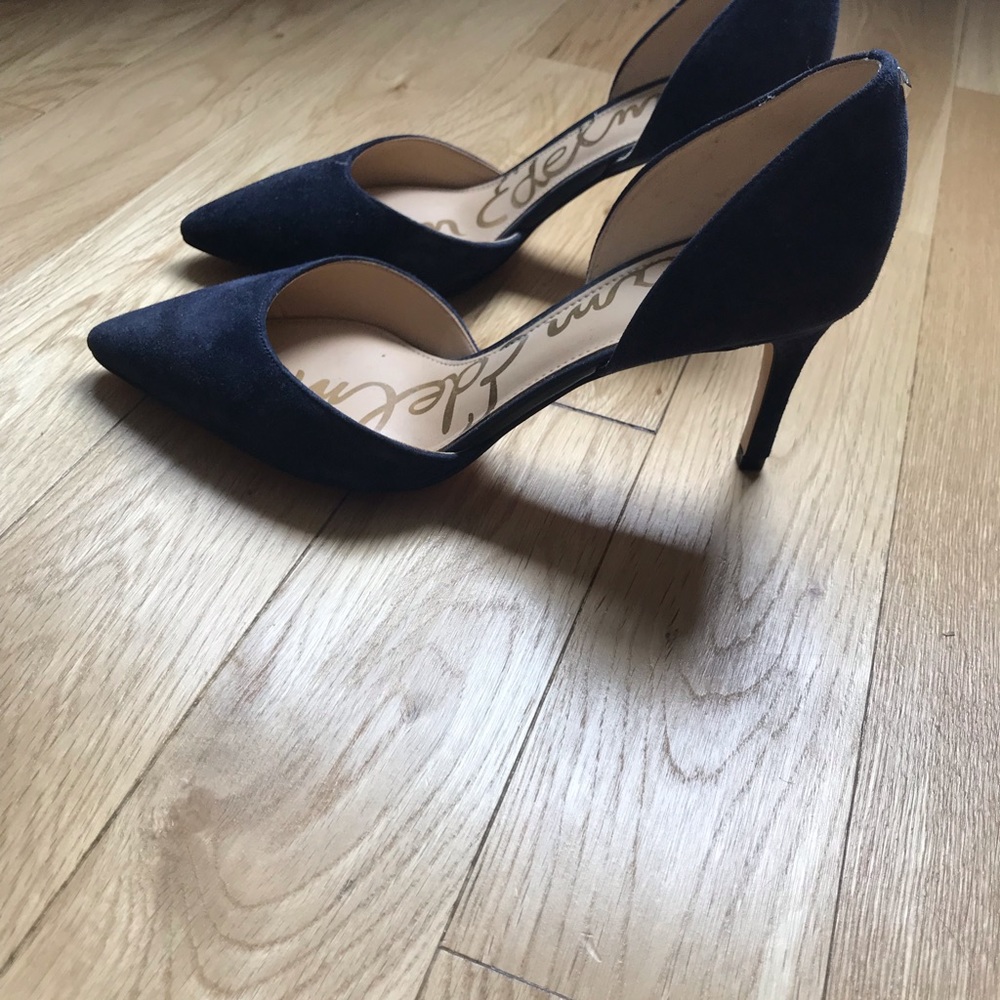 Navy Sam Edelman pointed toe heels